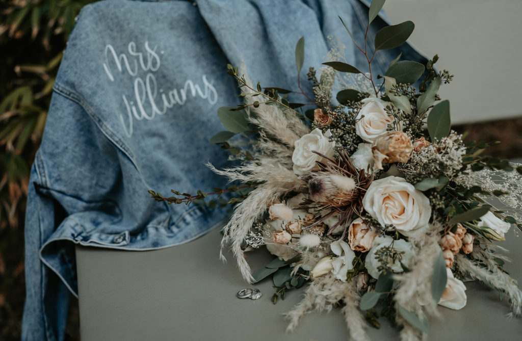 wedding day details for wedding flowers and wedding rings