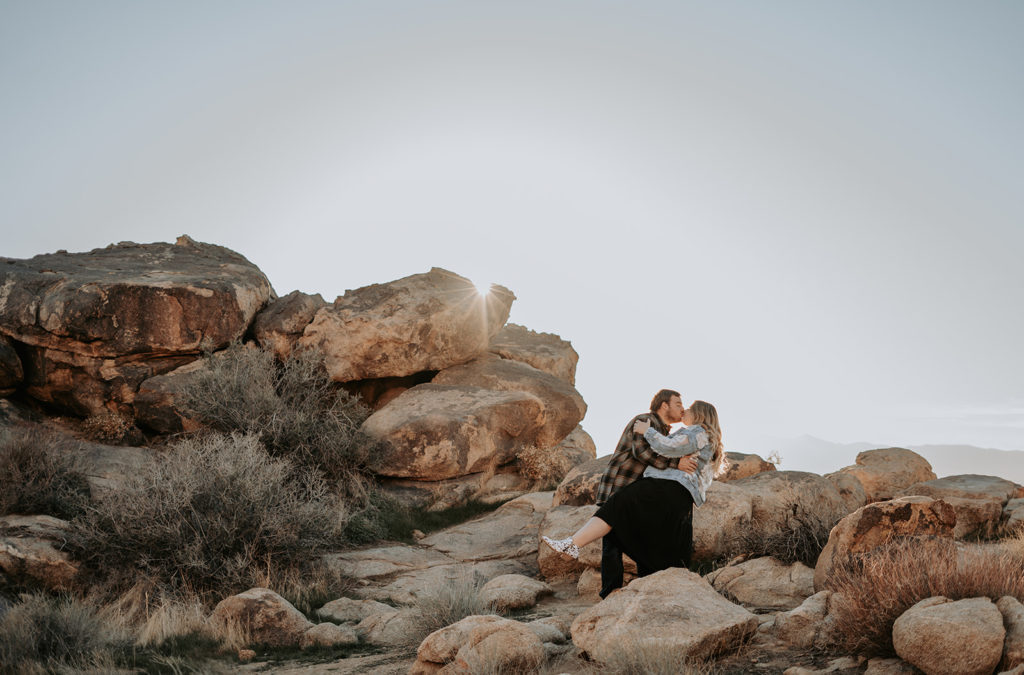 engagement photos on rock