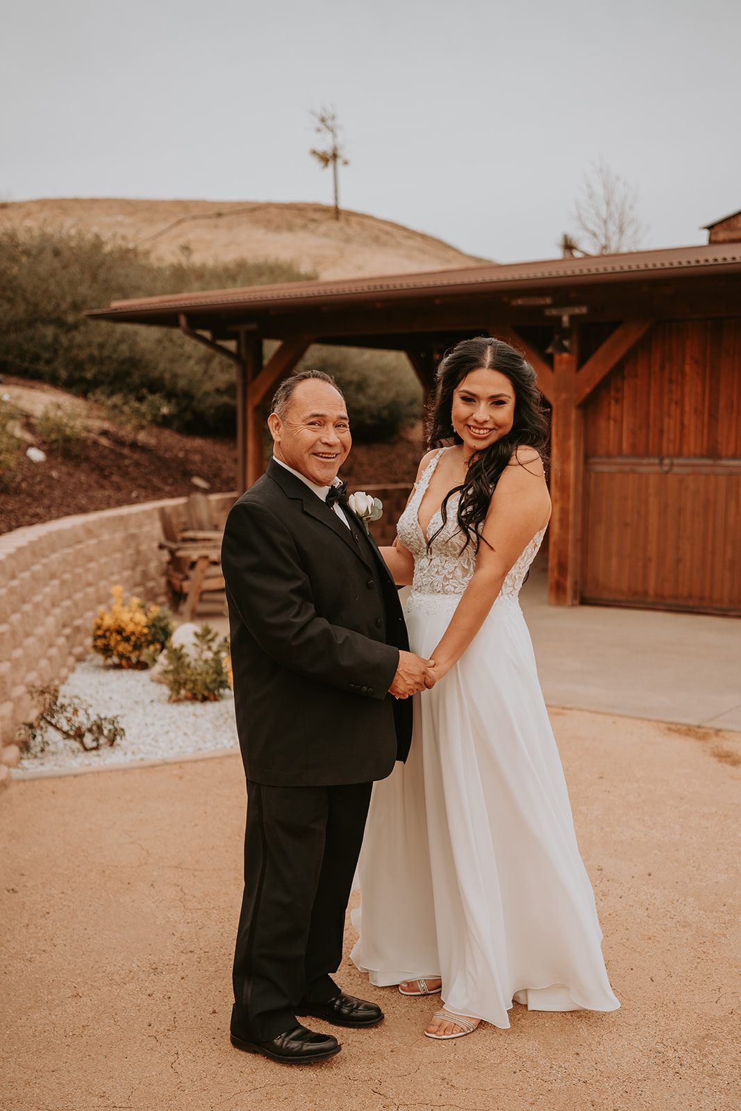 A Winter Wedding Day Captured at Windmill Canyon Ranch