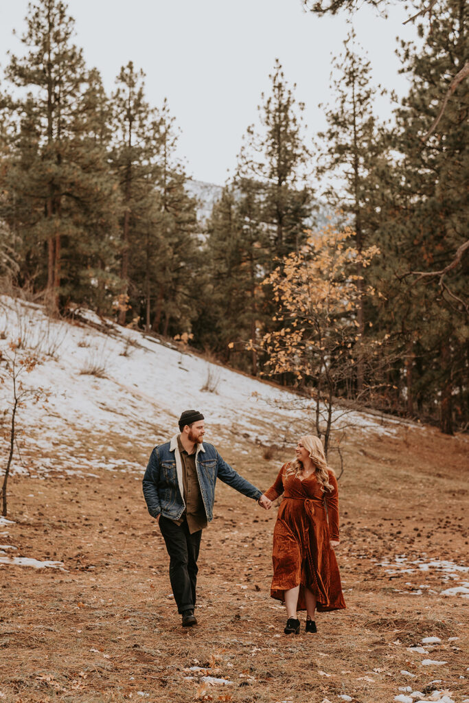 couples winter engagement session